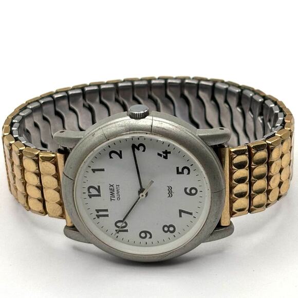 Vintage Silver & Gold Timex Watch - Picture 3 of 5
